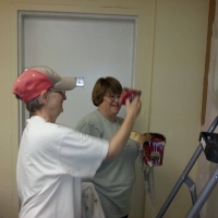 remodel-susie-show-joanne-the-finer-art-of-the-edging-tool